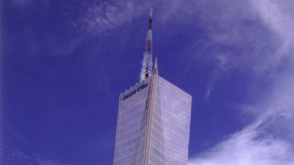 In 2009, we expanded our operations across Indonesia further with an additional office branch in Surabaya (East Java), sales representatives in Medan (North Sumatera) to cover the Mining and Palm Oil sector in Kalimantan, as well as in Banjarmasin (South Kalimantan) in 2019.